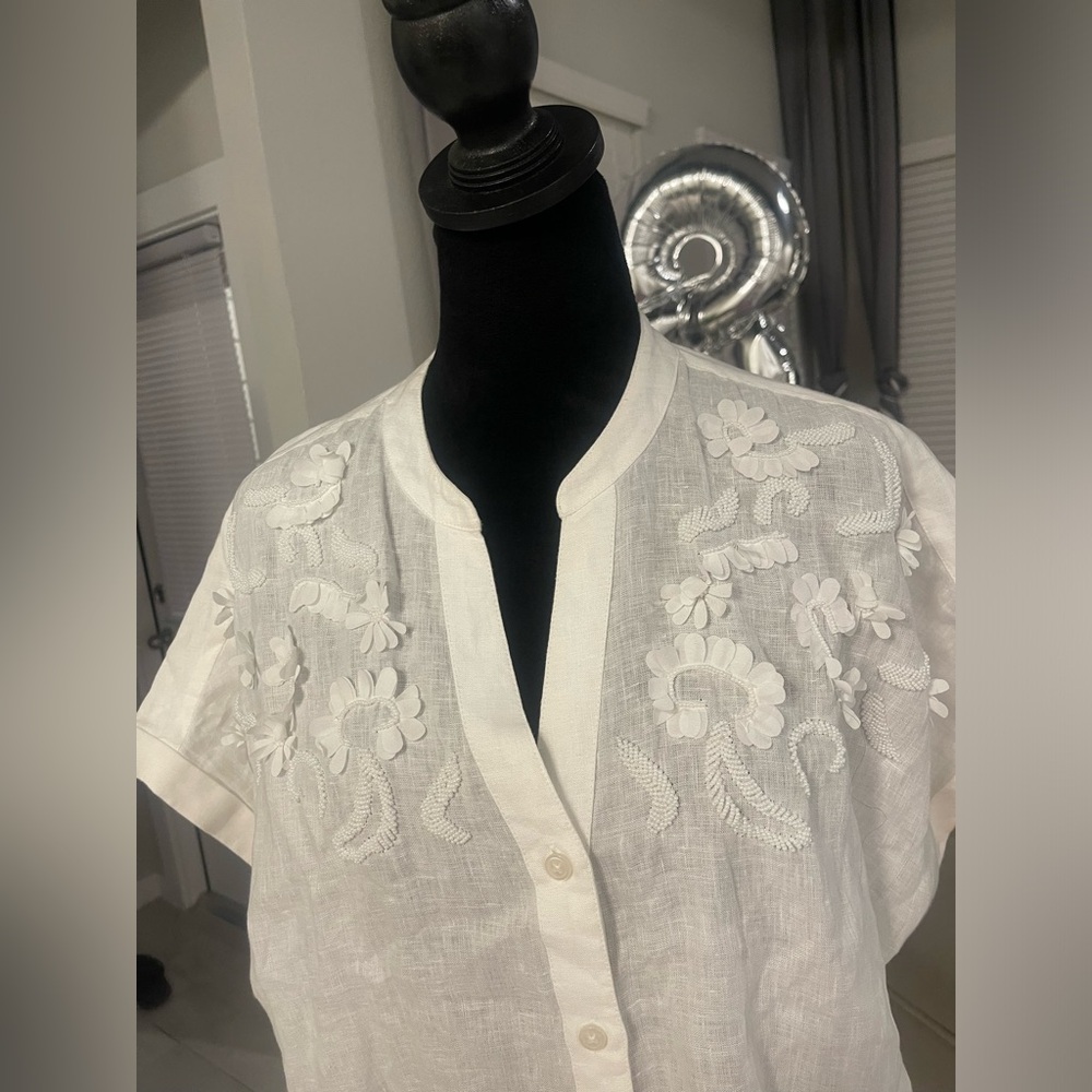 CHICOS Linen Dolman Sleeve Embroidered Blouse White Siz US 8 - Picture 6 of 11